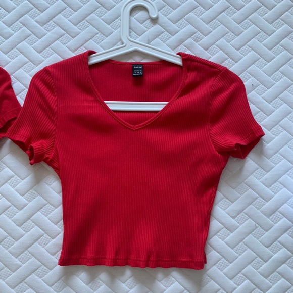 trendy red crop top bundle - Picture 2 of 3